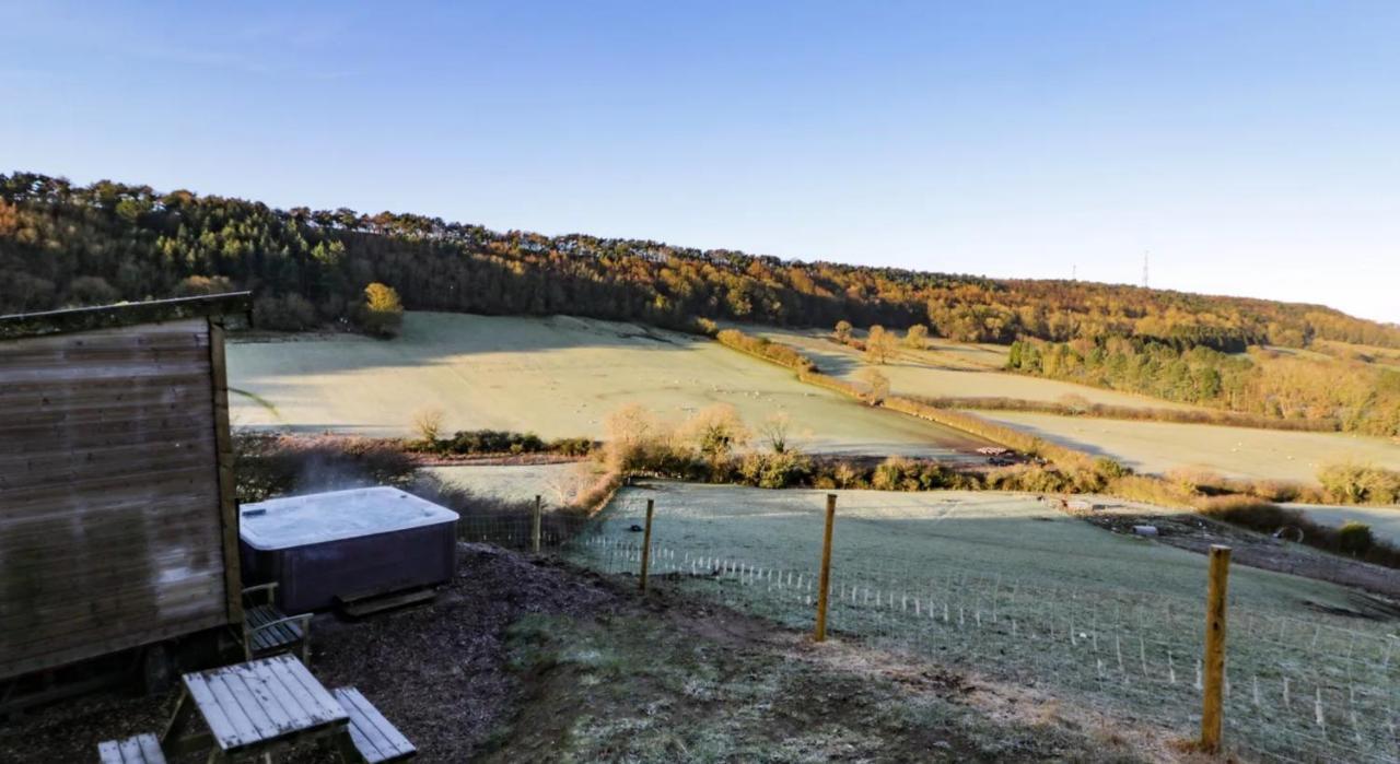 Shepherds Hut By Stepney Stays Scarborough Exteriör bild